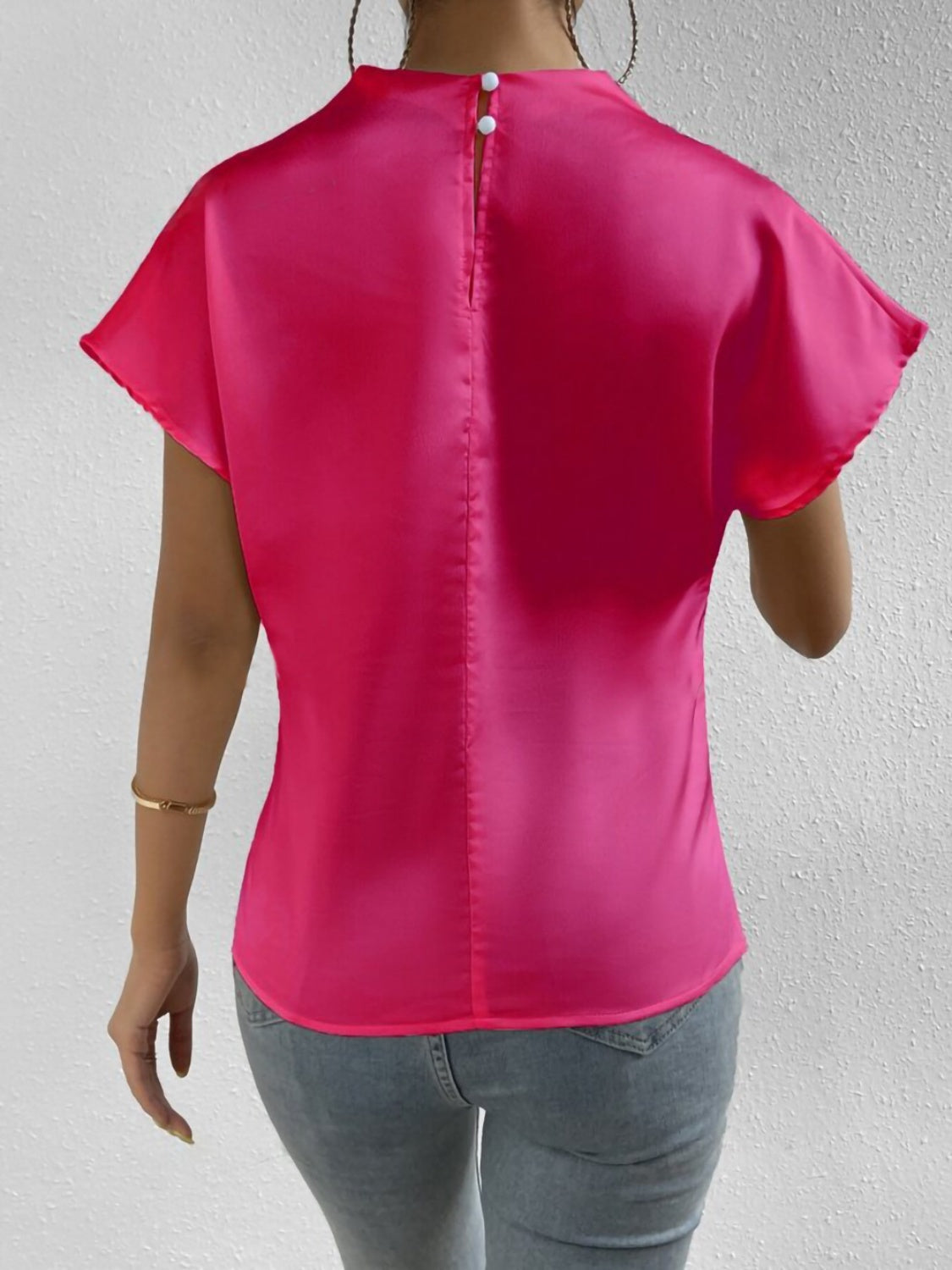 "Silk Pleasure" Neck Short Sleeve Blouse