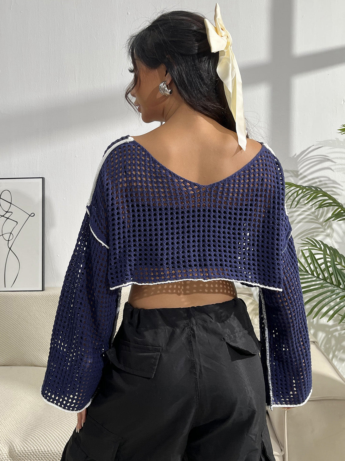 "Late 78" Sleeve Cropped Knit Top