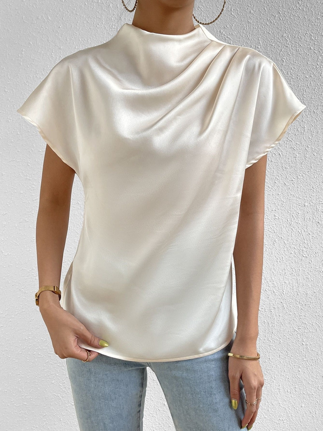 "Silk Pleasure" Neck Short Sleeve Blouse