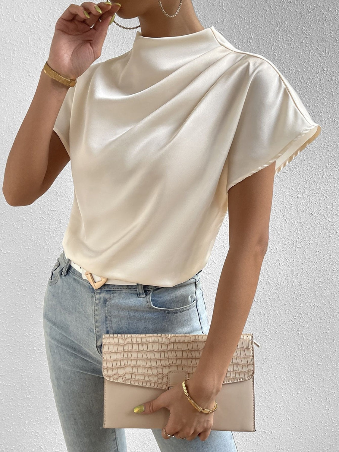 "Silk Pleasure" Neck Short Sleeve Blouse