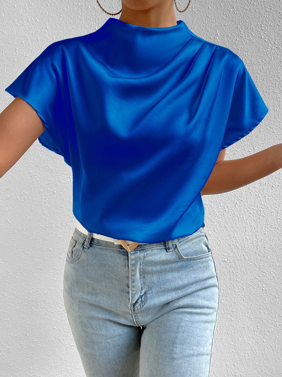 "Silk Pleasure" Neck Short Sleeve Blouse