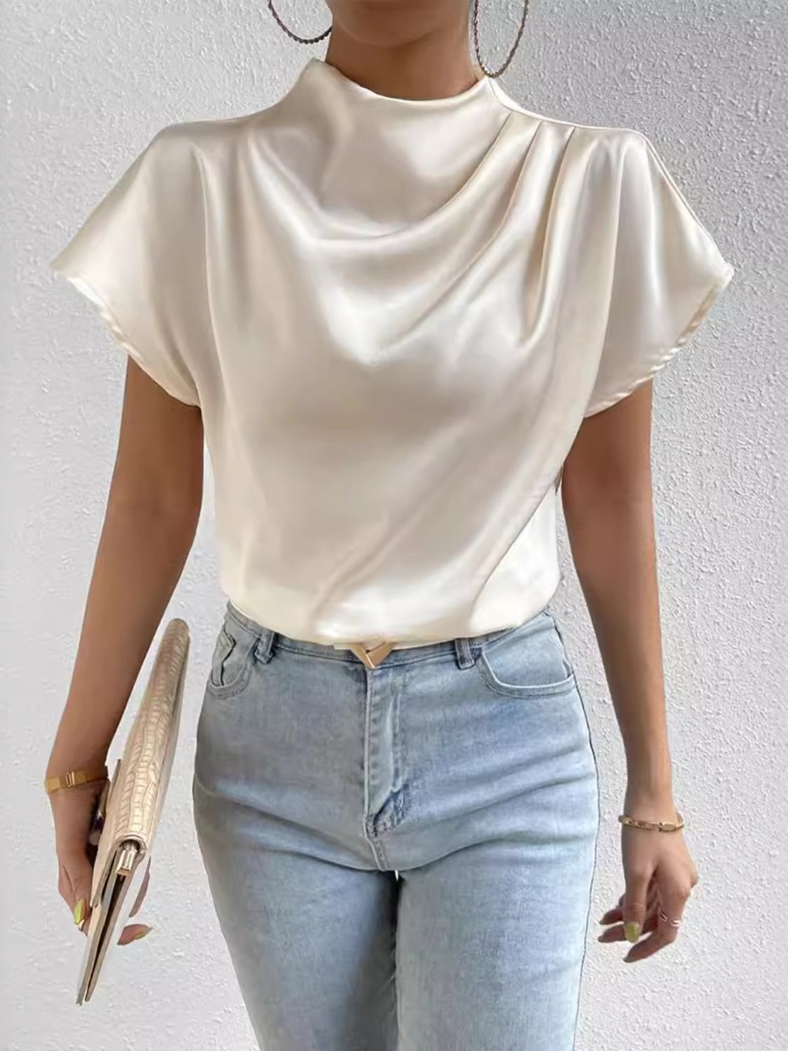 "Silk Pleasure" Neck Short Sleeve Blouse